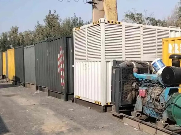 临安200KW柴油发电机机组每小时油耗是多少？